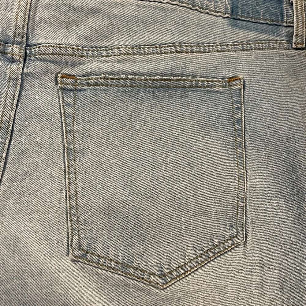 Abercrombie And Fitch The Mom Short High Rise NWT - Picture 4 of 9